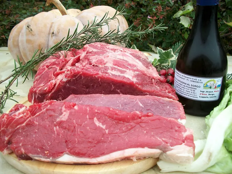 Taglio di carne bovina di razza Varzese